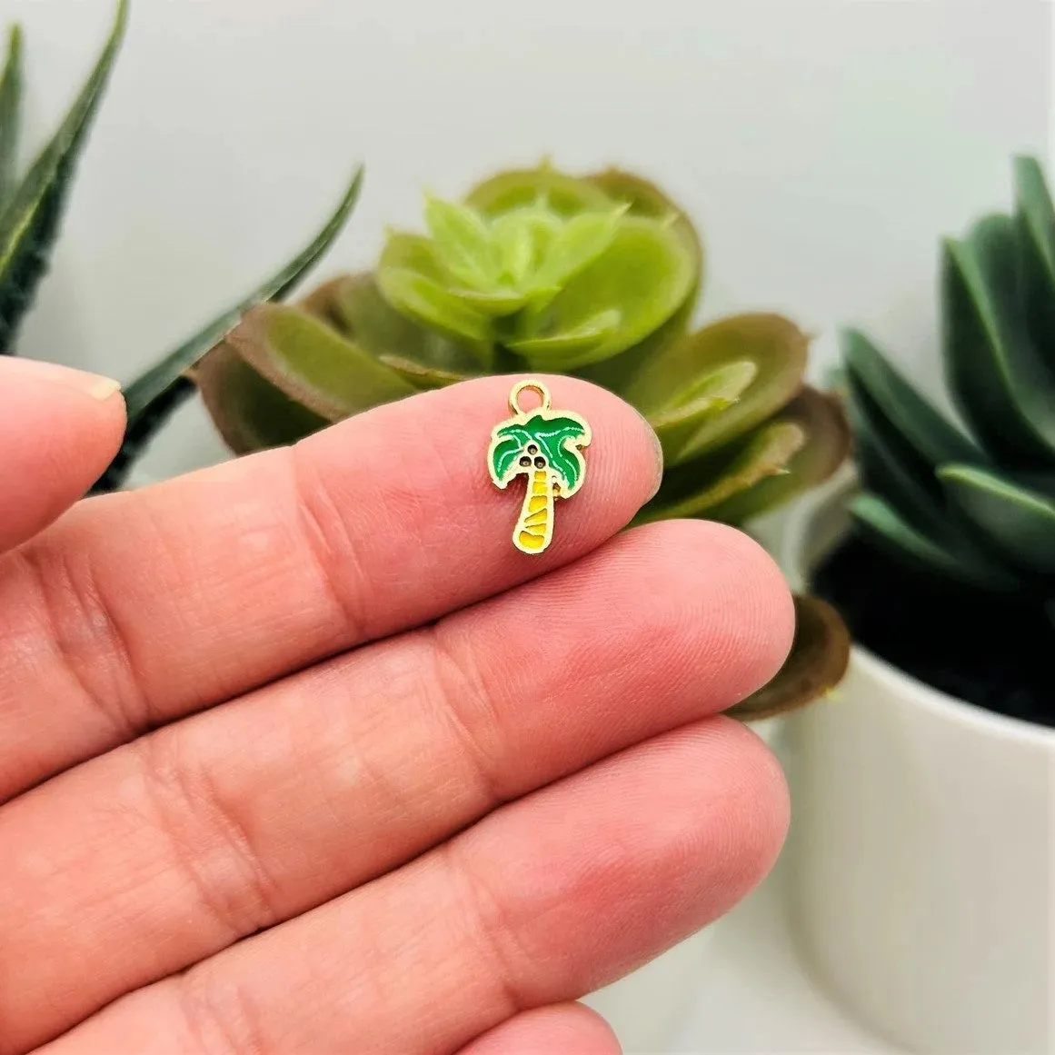 1, 4, 20 or 50 Pieces: Tiny Palm Tree Charms