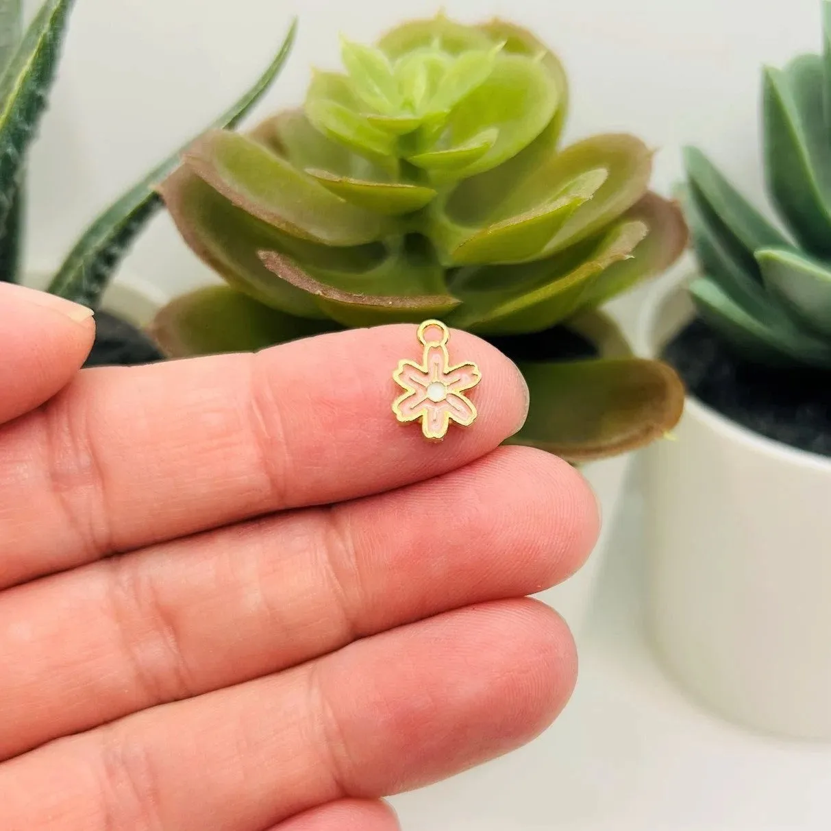 1, 4, 20 or 50 Pieces: Tiny Pink Flower Charms