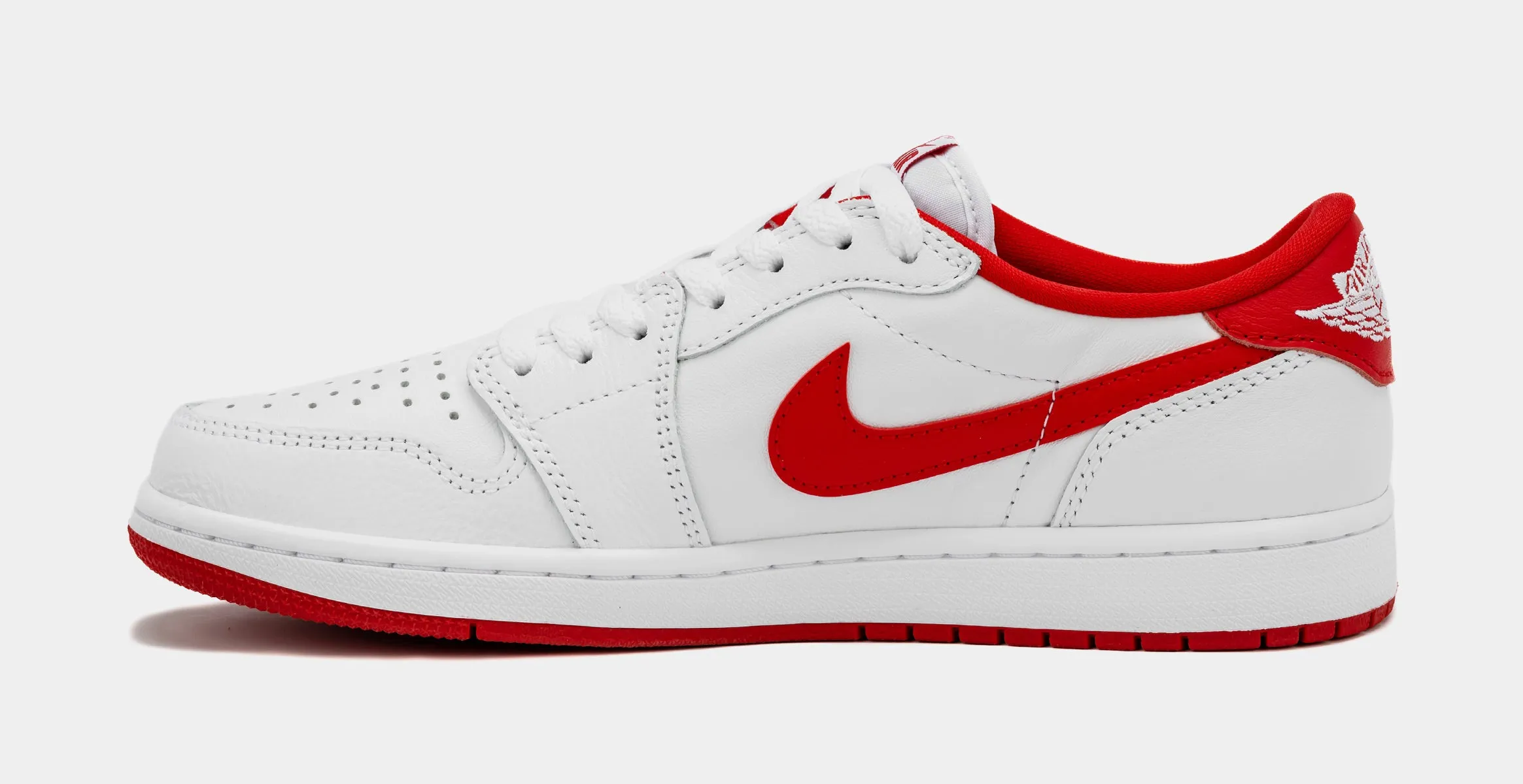 Air Jordan 1 Retro Low OG University Red Mens Lifestyle Shoes (White/Red)