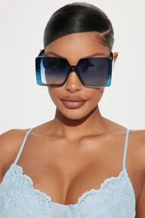 Beach Club Vibes Sunglasses - Blue