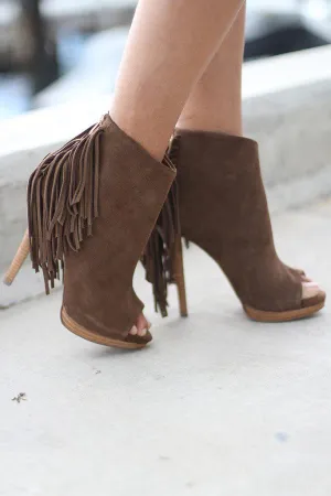 Girls Best Fringe Tan Heels