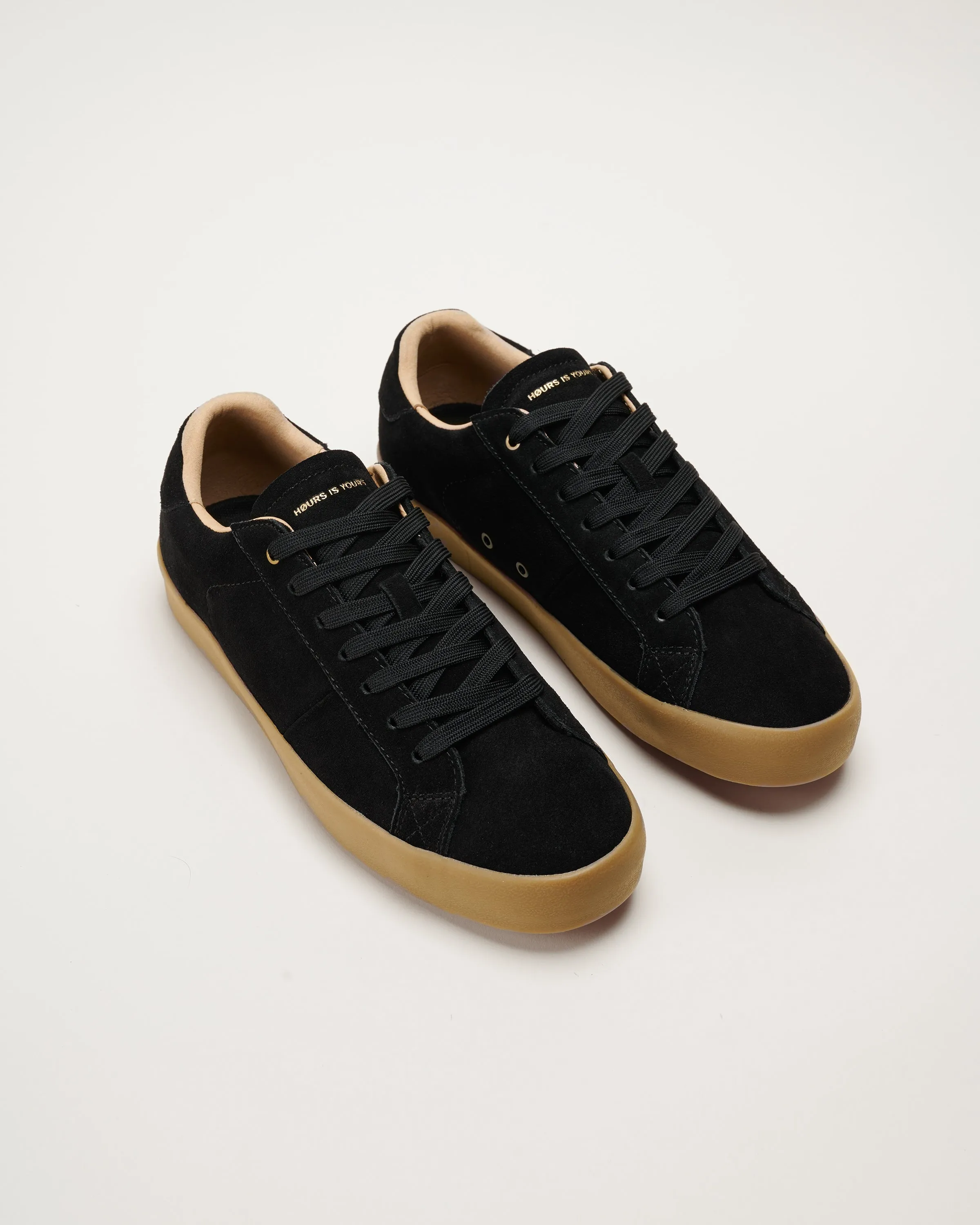 Hours C71 Black Gum