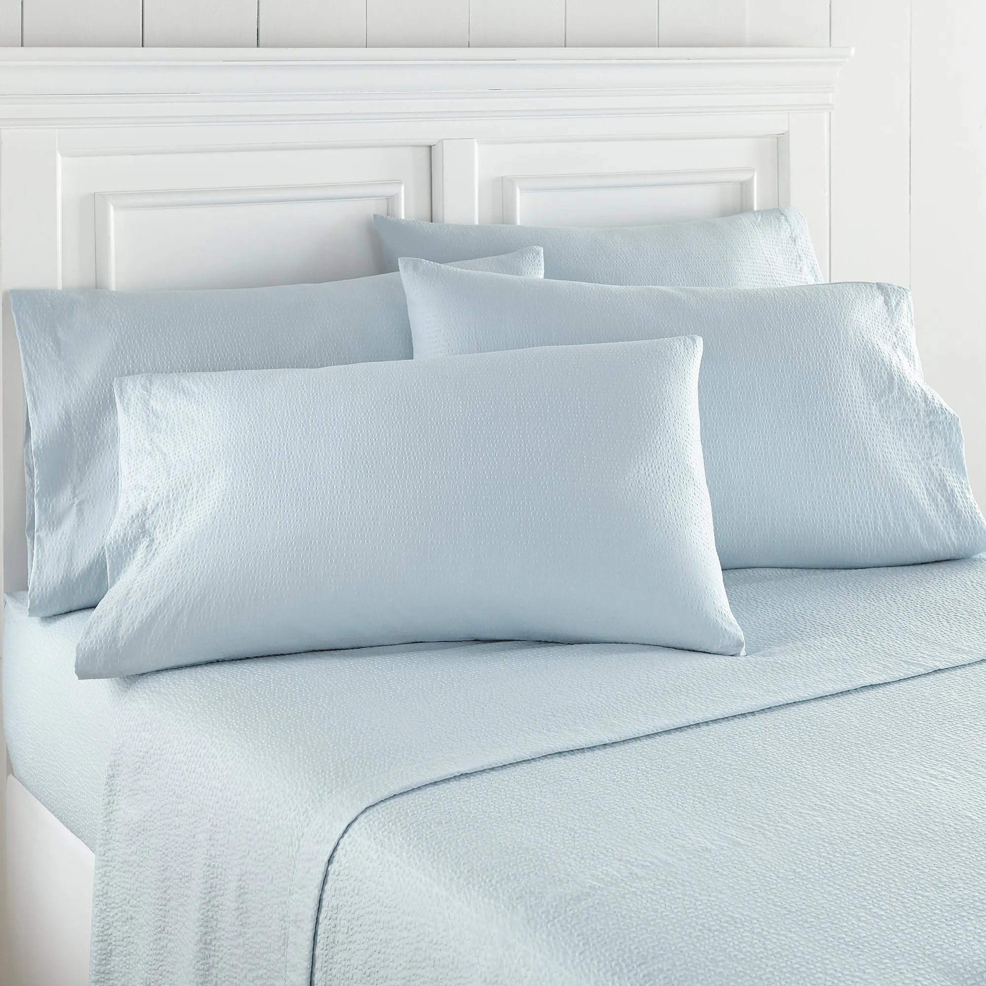 Seersucker Sheet Set with extra pillowcases