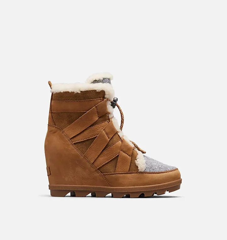 Sorel - Joan of Arctic Wedge II Cozy Boots in Camel Brown