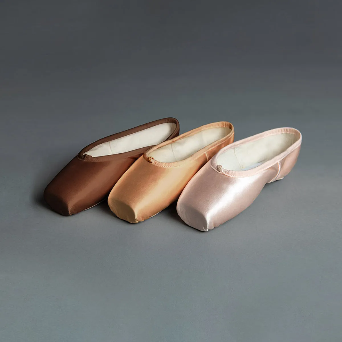 Suffolk Spotlight Pointe Shoes - Standard Shank Bronze