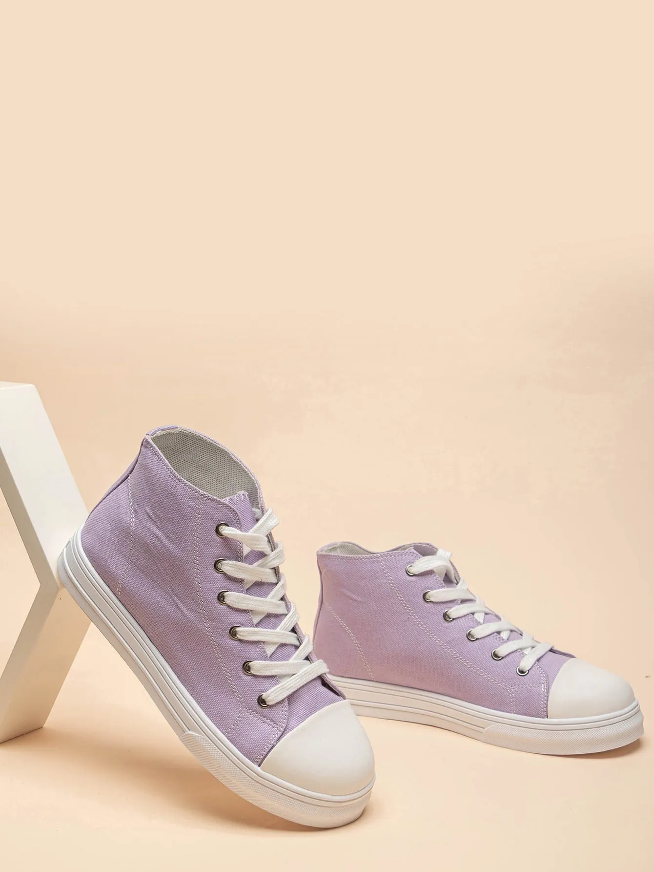 Two Tone Lace-up Front High Top Skate Shoes