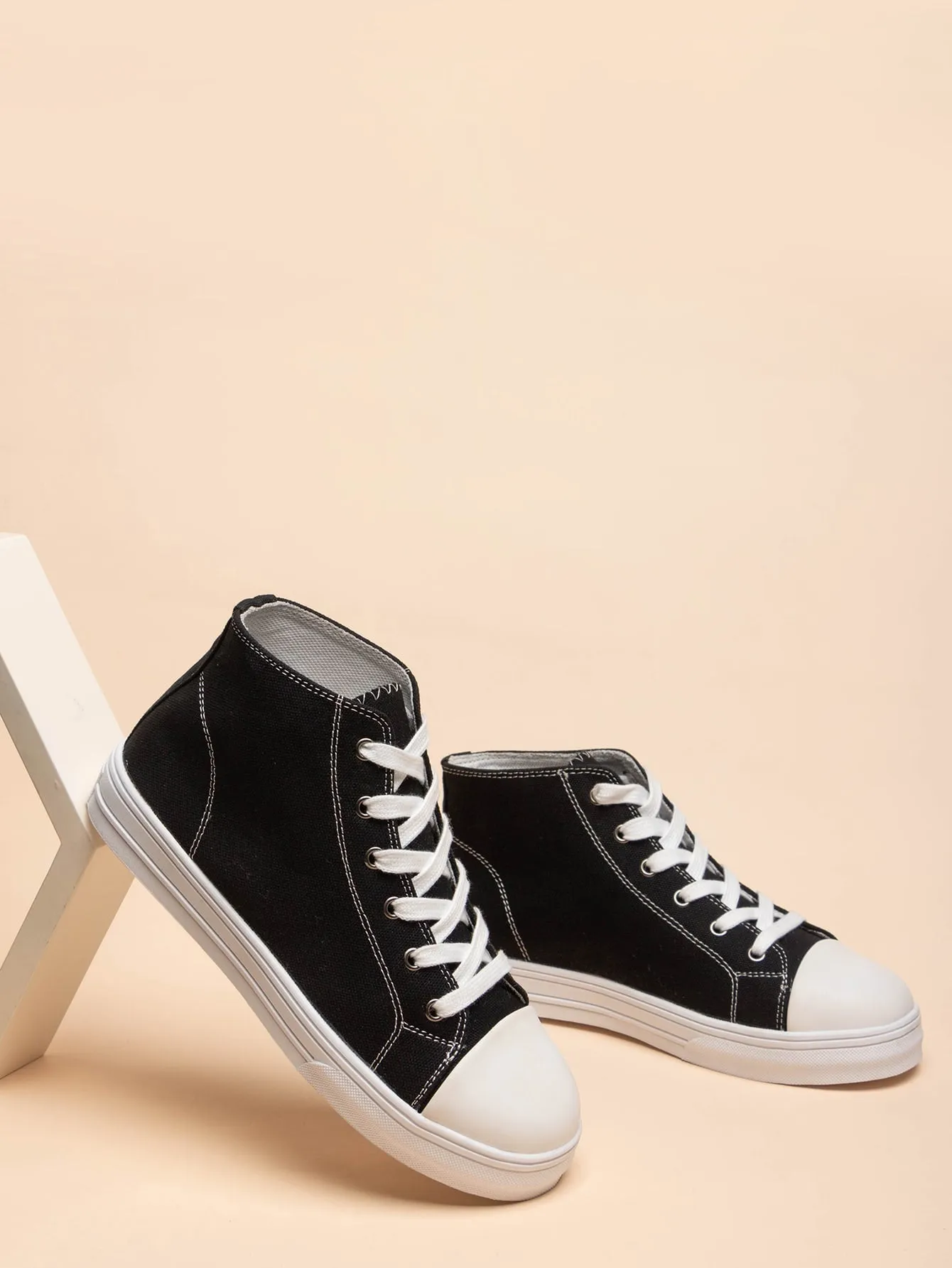 Two Tone Lace-up Front High Top Skate Shoes