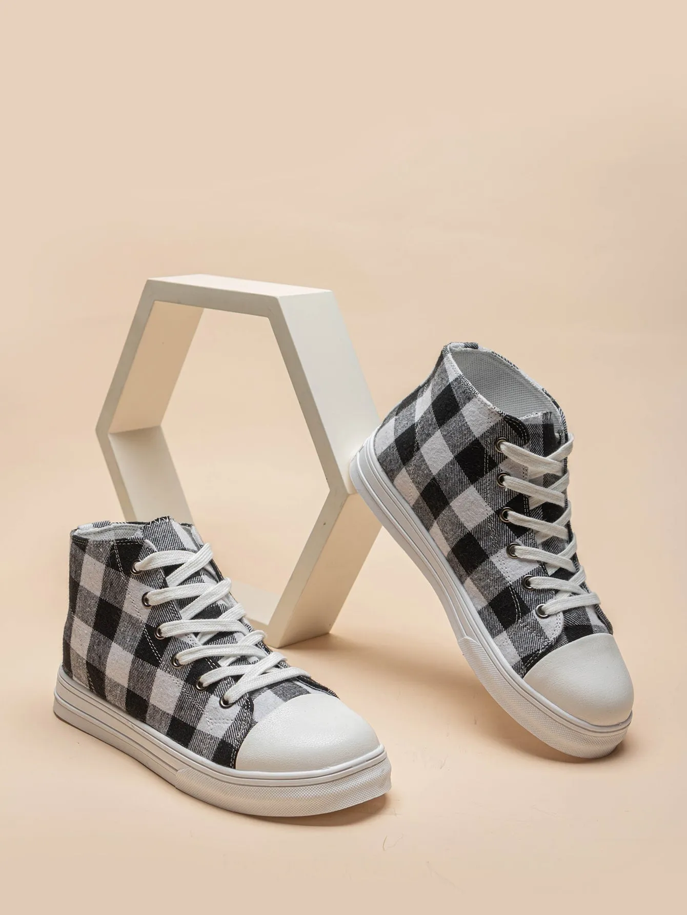 Two Tone Lace-up Front High Top Skate Shoes